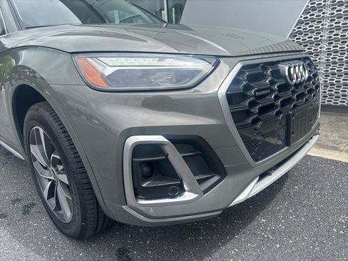Used 2023 Audi Q5 2.0T Premium w/ Convenience Package AWD/4WD image 6