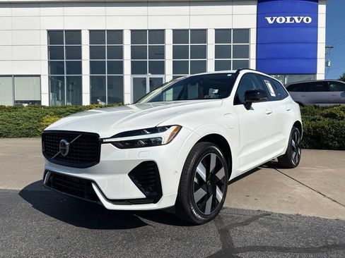Certified 2025 Volvo XC60 T8 Plus w/ Protection Package Premier AWD/4WD image 2