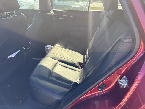 Certified 2022 Subaru Outback Limited image 33