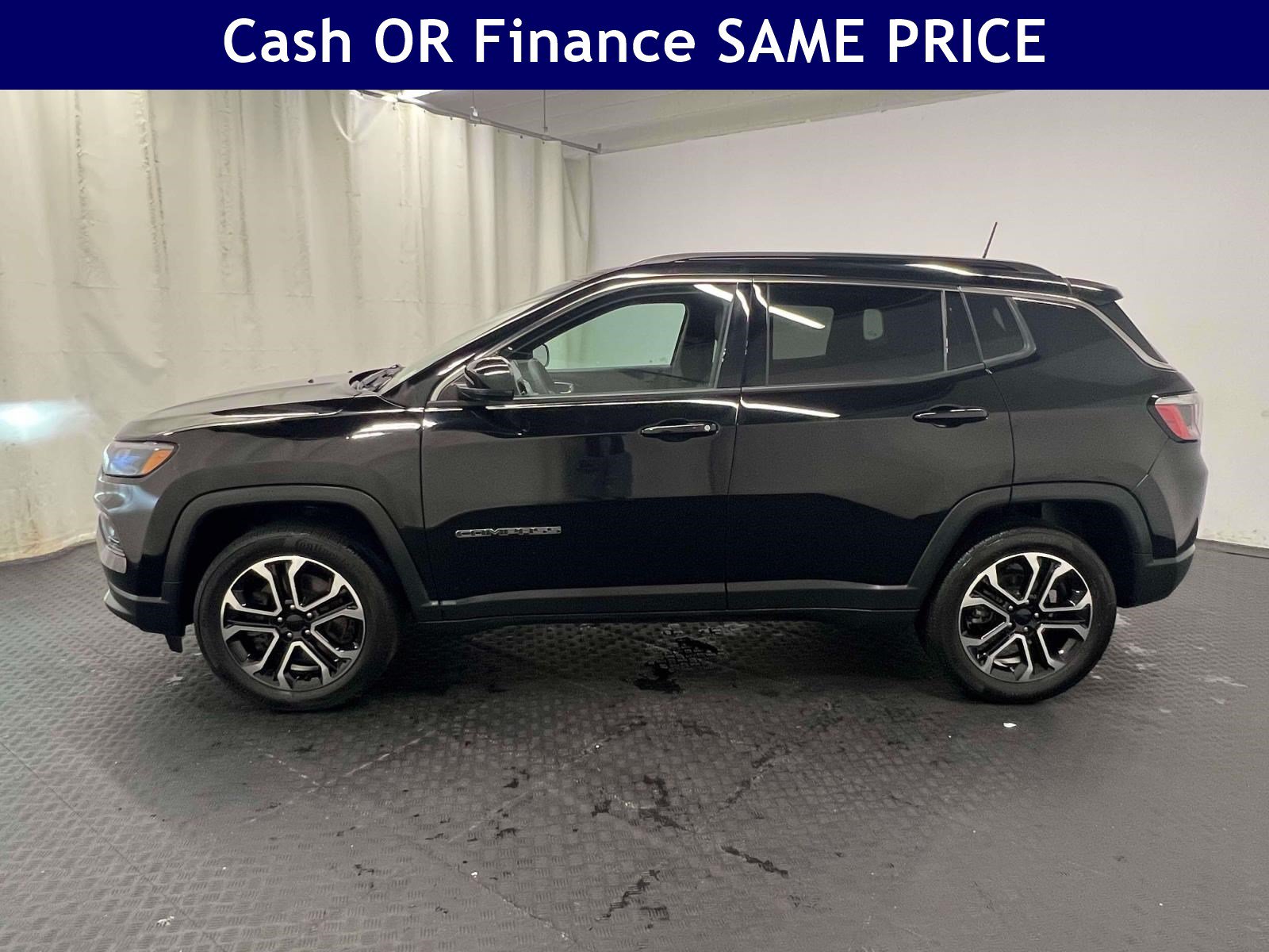 Certified 2023 Jeep Compass Limited AWD/4WD image 10