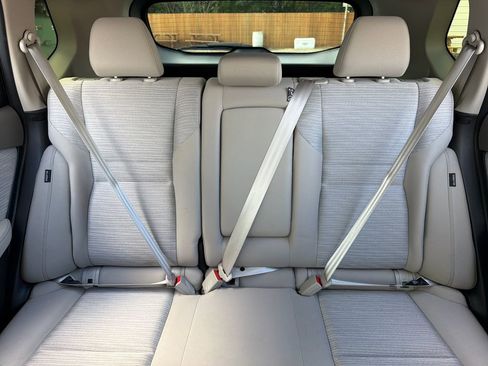 Used 2023 Nissan Rogue SV image 30