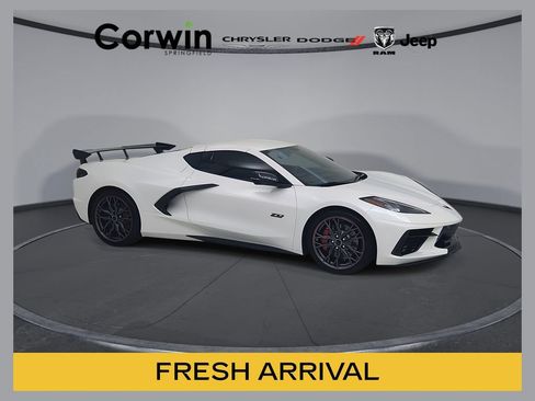 Used 2023 Chevrolet Corvette Stingray Premium Cpe w/ Z51 Performance Package RWD image 1