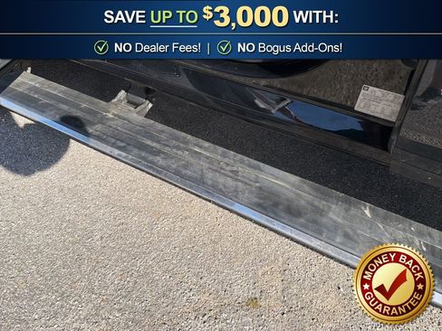 Used 2017 GMC Yukon Denali RWD image 16