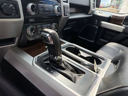 Used 2015 Ford F150 Lariat w/ Equipment Group 502A Luxury AWD/4WD image 23