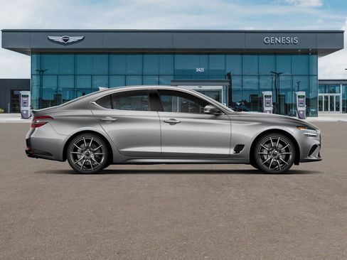 New 2026 Genesis G70 2.5T image 4