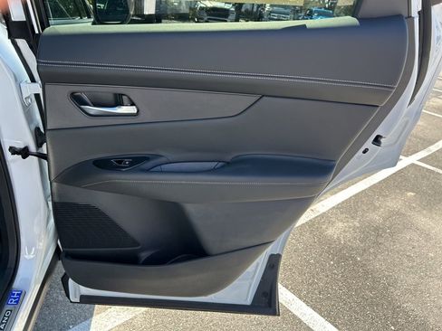 Certified 2025 Nissan Murano SL image 48