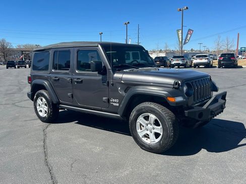 Used 2019 Jeep Wrangler Unlimited Sport S AWD/4WD image 6