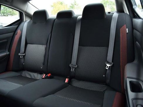 New 2025 Nissan Versa SR w/ Trunk Package image 20