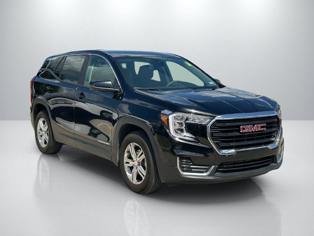 Used 2024 GMC Terrain SLE FWD image 3