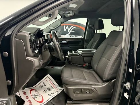 Used 2023 Chevrolet Silverado 1500 RST w/ Z71 Off-Road Package image 11