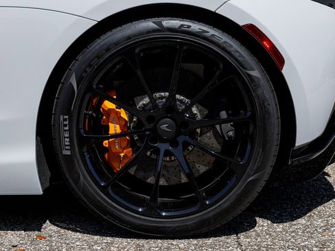 New 2025 McLaren Artura Spider image 22