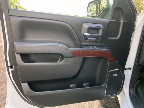 Used 2018 GMC Sierra 1500 SLT w/ Texas SLT Premium Package image 11