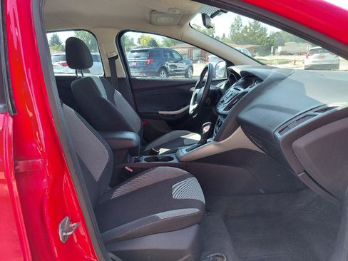 Used 2012 Ford Focus SE FWD image 15