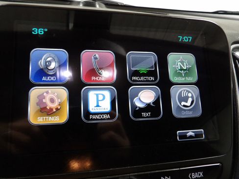 Used 2016 Chevrolet Malibu LT FWD image 13