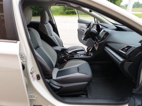 Used 2019 Subaru Crosstrek 2.0i Limited w/ Popular Package #4 image 44