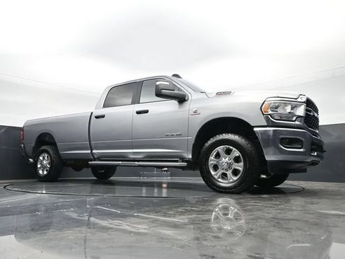 Used 2024 RAM 2500 Big Horn AWD/4WD image 45