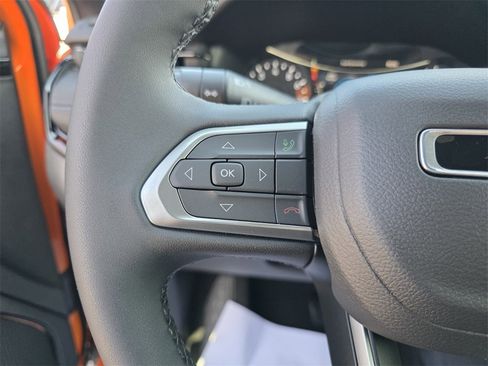 New 2026 Jeep Compass Latitude image 17