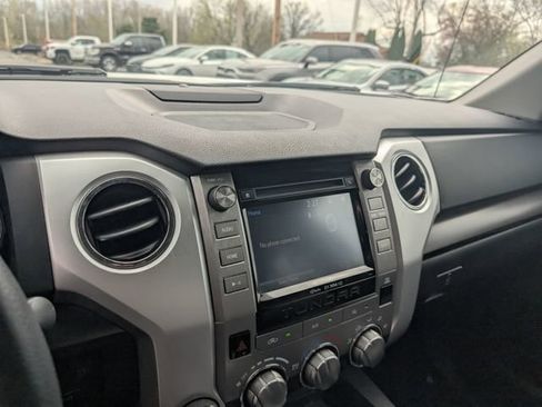 Used 2019 Toyota Tundra SR5 w/ Convenience Package image 21