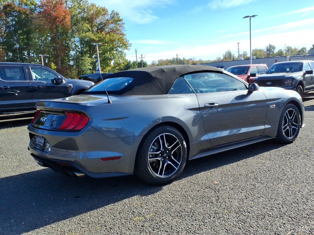 Used 2021 Ford Mustang GT Premium w/ Equipment Group 401A RWD image 6