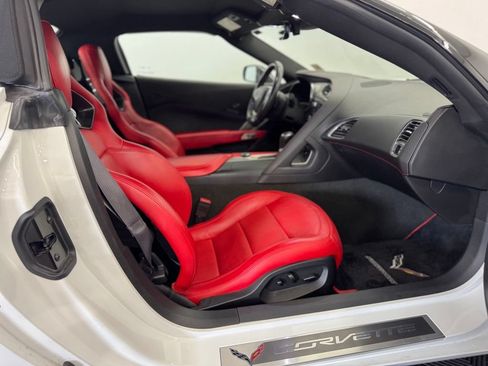 Used 2016 Chevrolet Corvette Stingray Convertible w/ 2LT Preferred Equipment Group RWD image 27