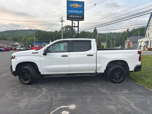 Used 2021 Chevrolet Silverado 1500 LT Trail Boss w/ Bed Protection Package AWD/4WD image 2