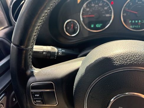 Used 2011 Jeep Wrangler Sport image 15