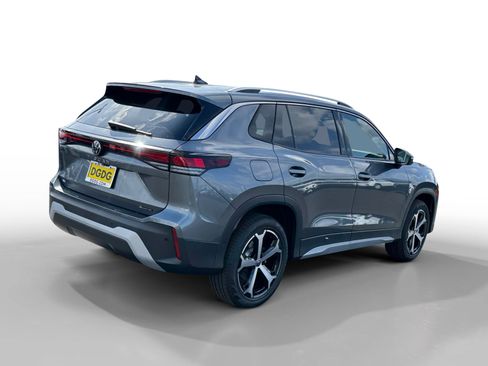 New 2026 Volkswagen Tiguan SE AWD/4WD image 5