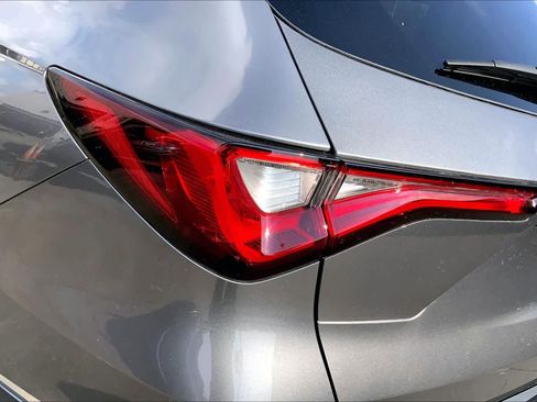 Used 2023 Acura MDX FWD image 26