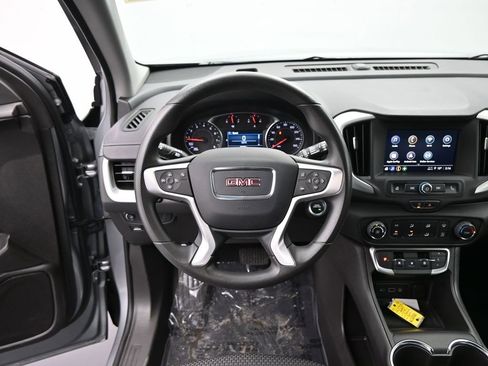 Certified 2024 GMC Terrain SLE image 11