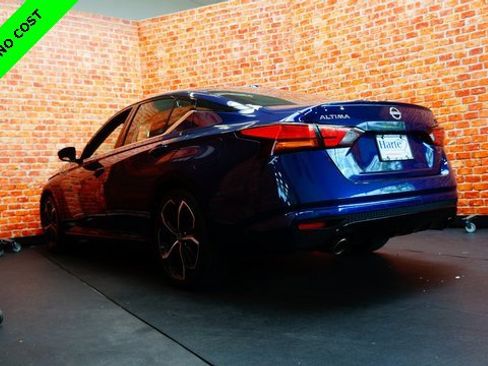 Used 2024 Nissan Altima 2.5 SR image 5