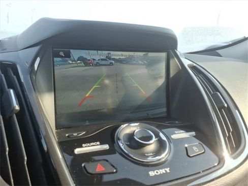 Used 2014 Ford Escape Titanium w/ Equipment Group 401A image 17