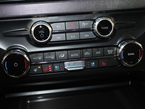 New 2026 Ford F350 4x4 Crew Cab DRW Super Duty image 48