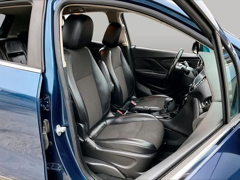Used 2019 Buick Encore Preferred FWD image 9