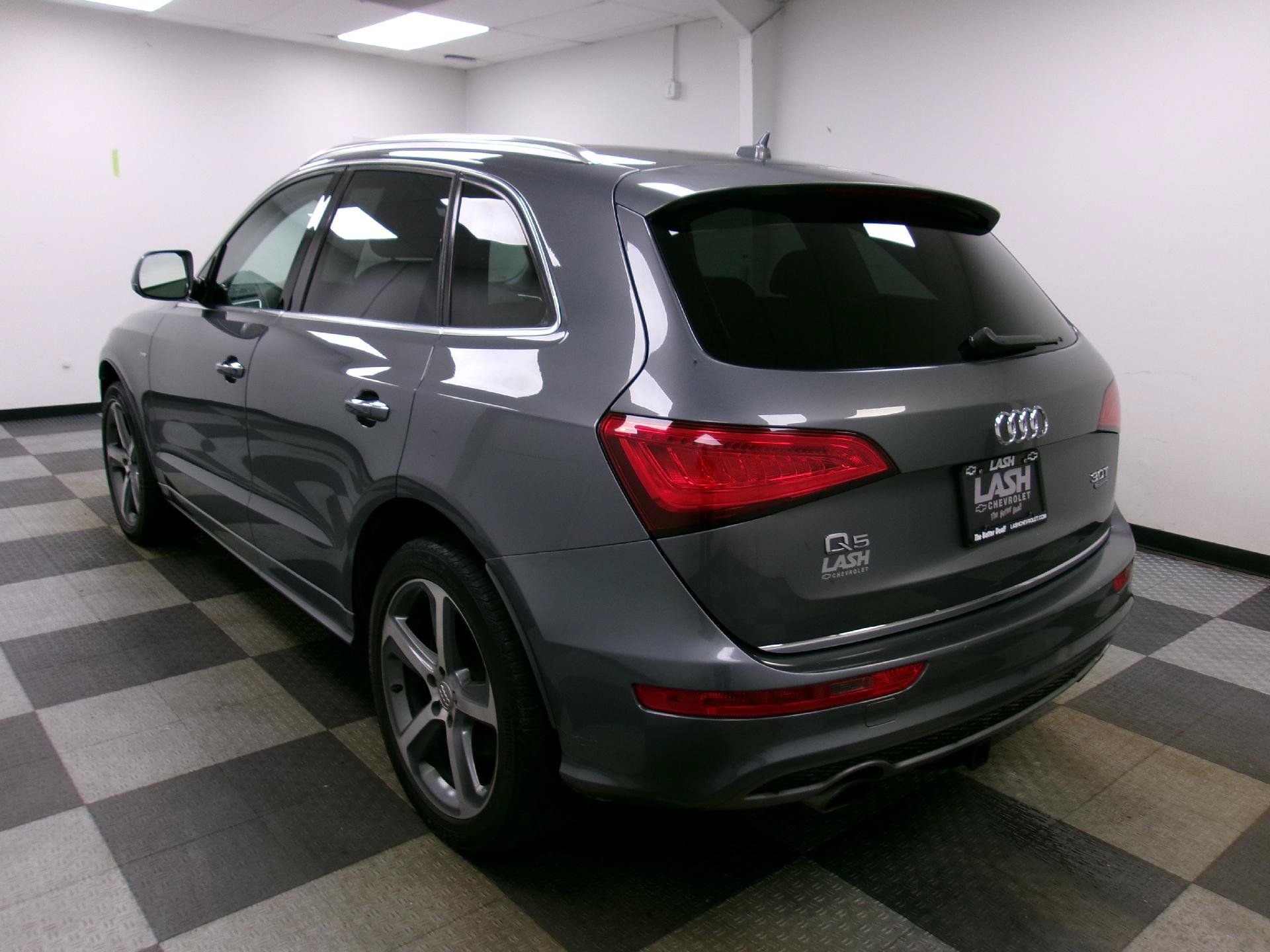 Used 2017 Audi Q5 3.0T Premium Plus w/ Technology Package AWD/4WD image 4