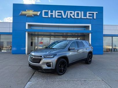 Used 2023 Chevrolet Traverse LT w/ LPO, Floor Liner Package