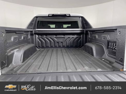 New 2025 Chevrolet Silverado EV LT image 48