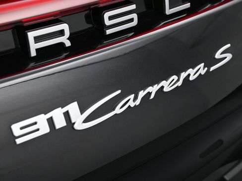 Used 2024 Porsche 911 Carrera S image 8