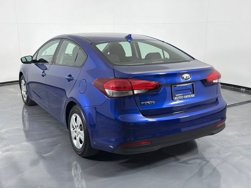 Used 2017 Kia Forte LX FWD image 7