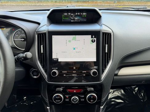 Used 2024 Subaru Forester Limited image 24