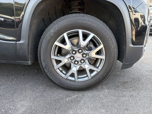 Used 2023 GMC Acadia SLT AWD/4WD image 13
