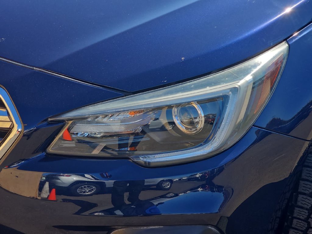 Used 2018 Subaru Outback 3.6R Limited AWD/4WD image 35