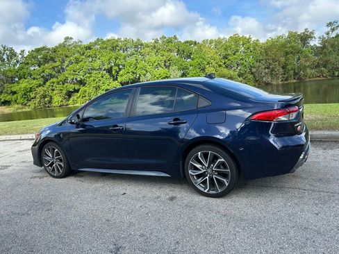 Used 2021 Toyota Corolla SE image 3