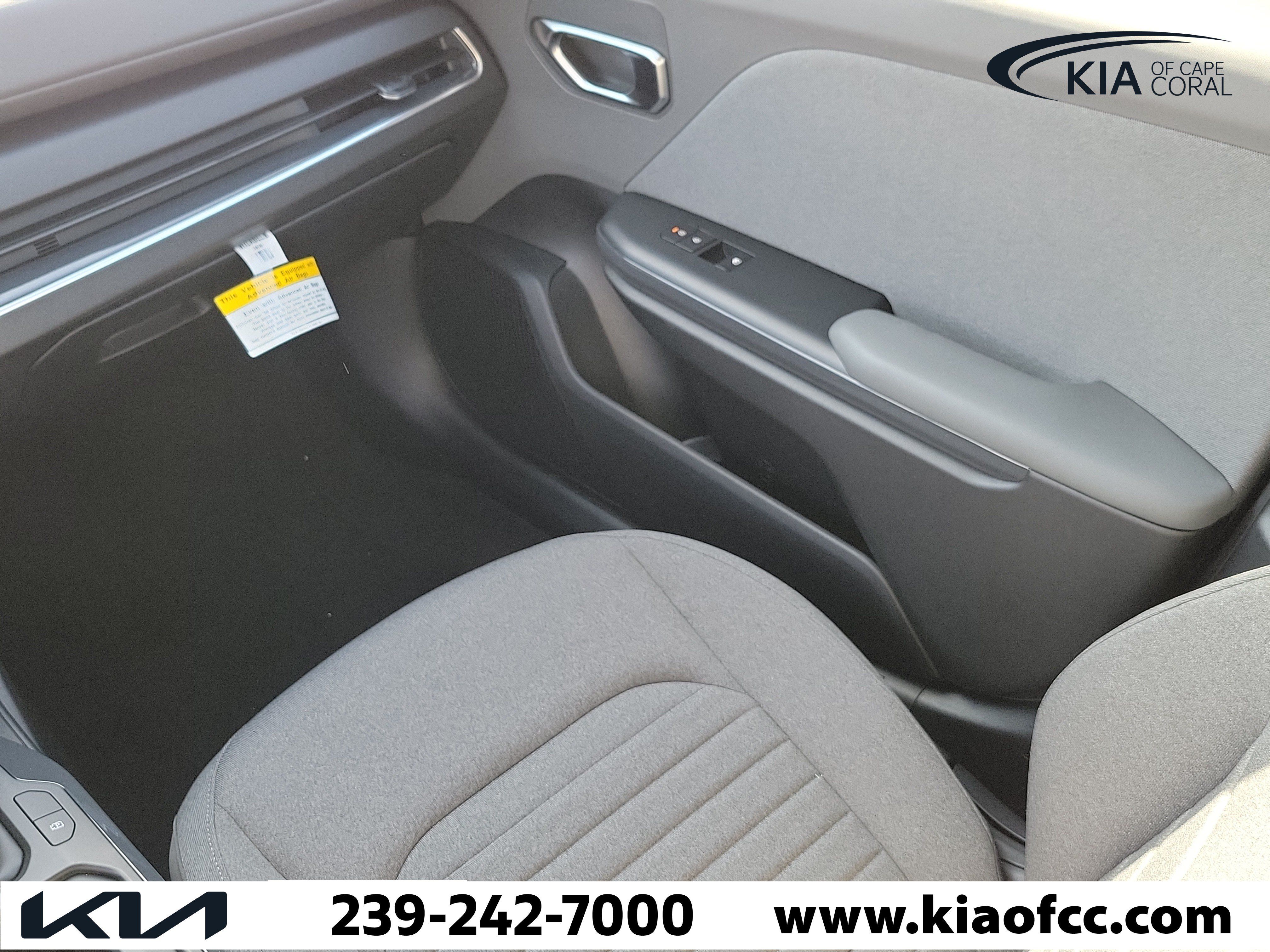 New 2025 Kia K4 EX FWD image 18