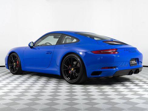 Used 2017 Porsche 911 Carrera S RWD image 2