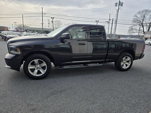 Used 2015 RAM 1500 Express w/ Black Ram 1500 Express Group image 6