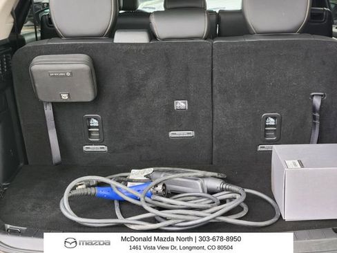 Used 2024 MAZDA CX-90 Plug-In Hybrid w/ Preferred AWD/4WD image 12