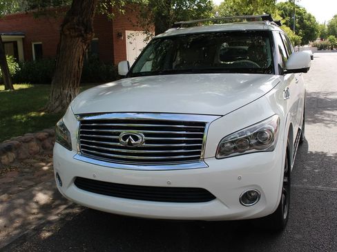 Used 2014 INFINITI QX80 4WD w/ Theater Package image 57