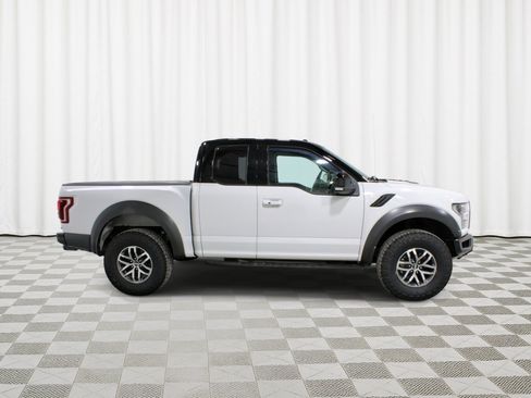 Used 2018 Ford F150 Raptor w/ Equipment Group 802A Luxury AWD/4WD image 2