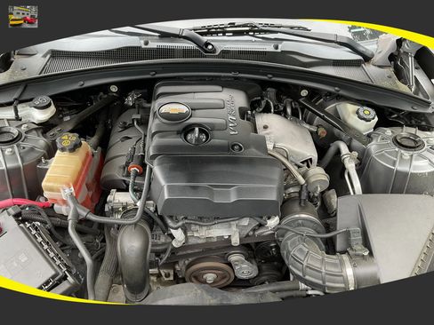 Used 2019 Chevrolet Camaro LT RWD image 32