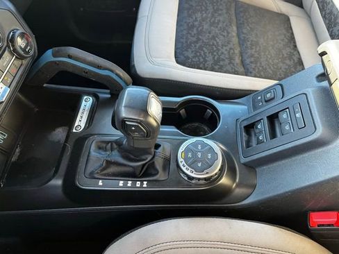 Used 2023 Ford Bronco Wildtrak image 23